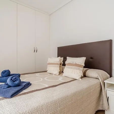 Charming With A Balcony In Gran Playa *